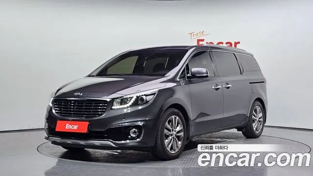 Kia Carnival — экстерьер