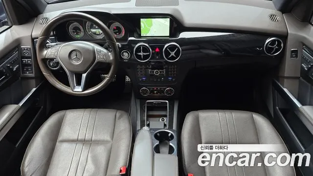 Mercedes-Benz GLK-класс — интерьер