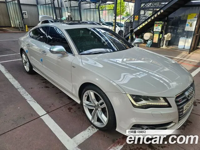 Audi S7