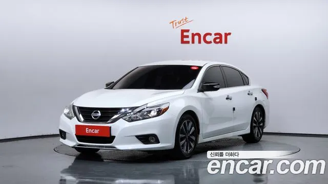 Nissan Altima