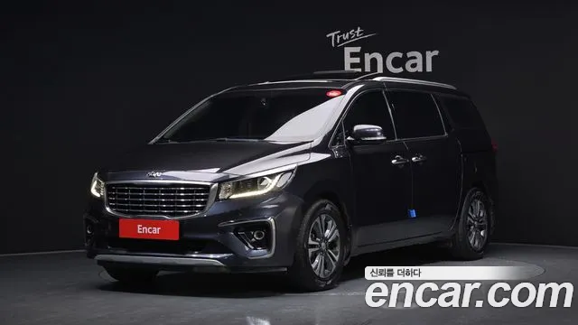 Kia Carnival — экстерьер