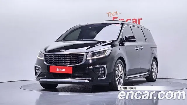 Kia Carnival — экстерьер