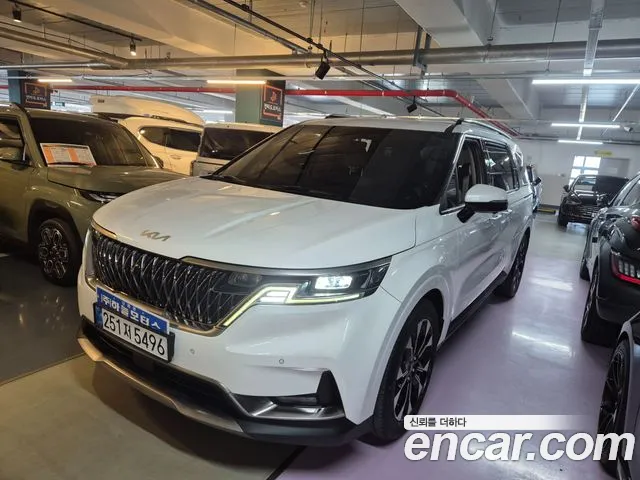 Kia Carnival — экстерьер