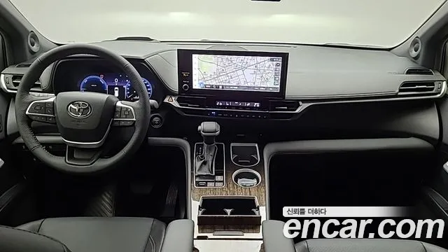 Toyota Sienna — интерьер