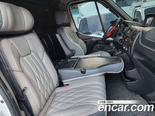 Renault Korea Master — интерьер