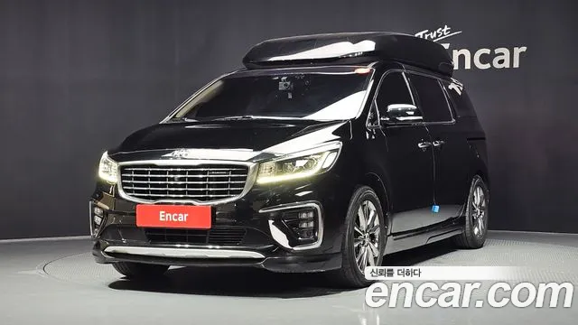 Kia Carnival — экстерьер