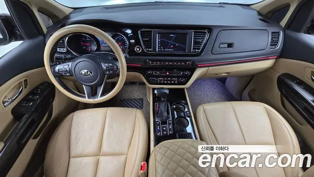Kia Carnival — интерьер