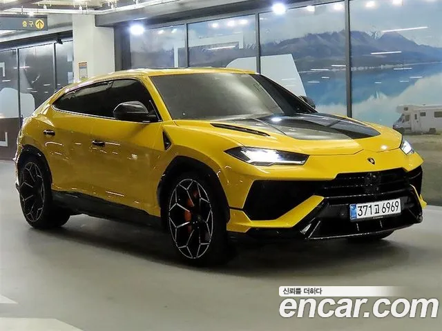 Lamborghini Urus