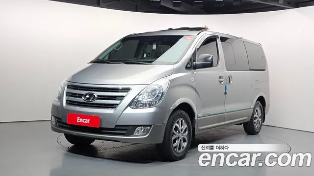 Hyundai Starex
