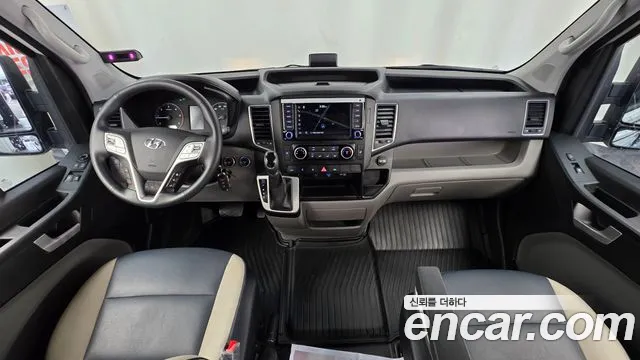 Hyundai Solati — интерьер