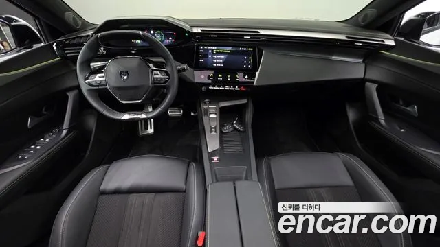 Peugeot 308 — интерьер