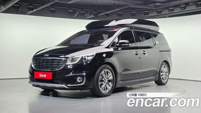 Kia Carnival — экстерьер