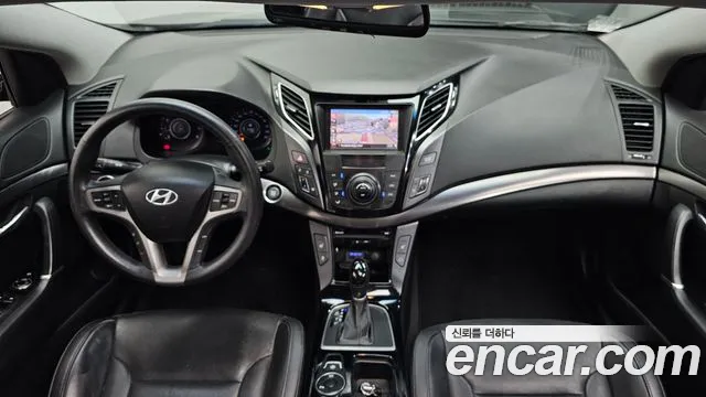 Hyundai i40 — интерьер