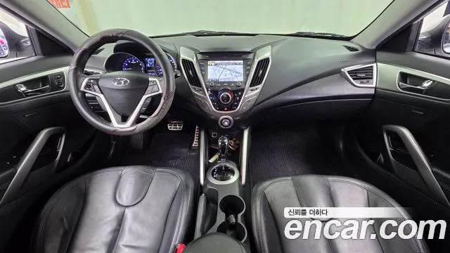 Hyundai Veloster — интерьер
