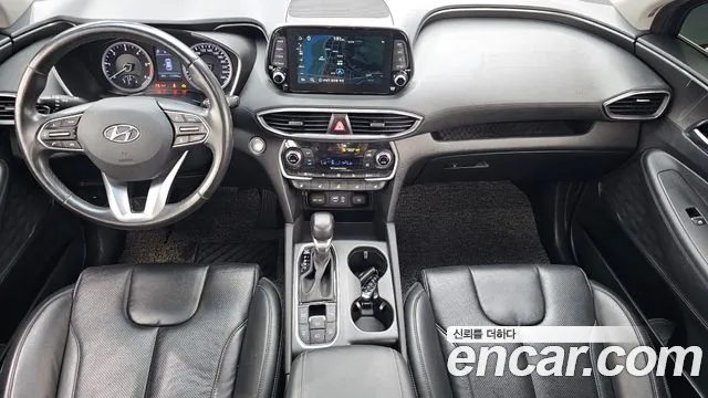 Hyundai Santa Fe — интерьер