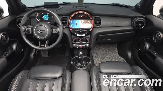 MINI Cooper Convertible — интерьер