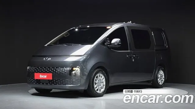 Hyundai Staria