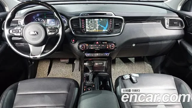 Kia Sorento — интерьер
