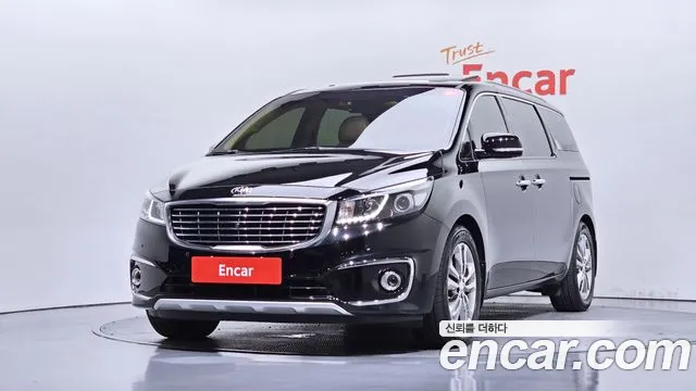 Kia Carnival — экстерьер