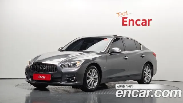 Infiniti Q50