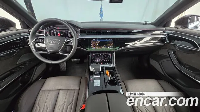 Audi A8 — интерьер