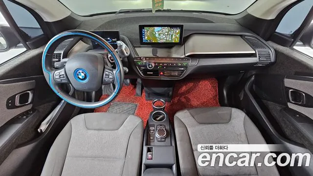 BMW i3 — интерьер