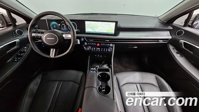 Hyundai Sonata — интерьер