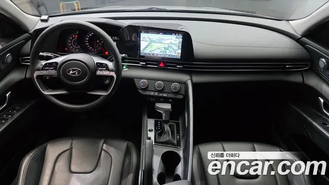 Hyundai Elantra — интерьер
