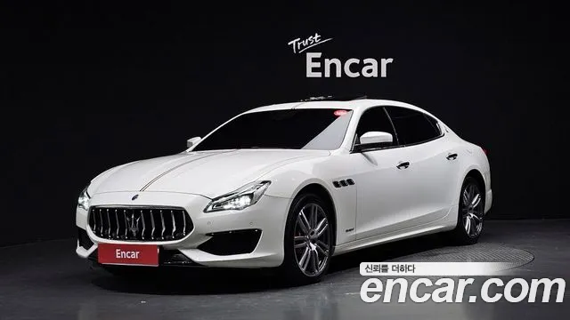 Maserati Quattroporte