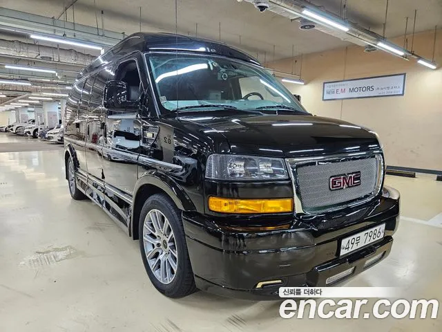 GMC Savana