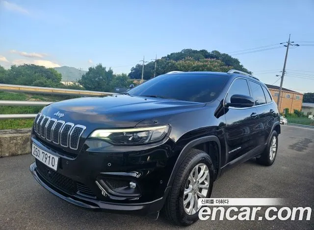 Jeep Cherokee — экстерьер