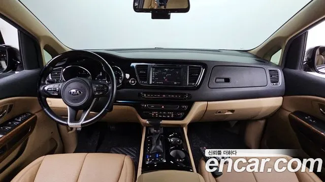 Kia Carnival — интерьер