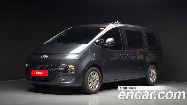 Hyundai Staria