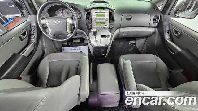 Hyundai Starex — интерьер