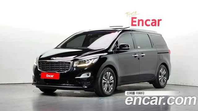 Kia Carnival — экстерьер