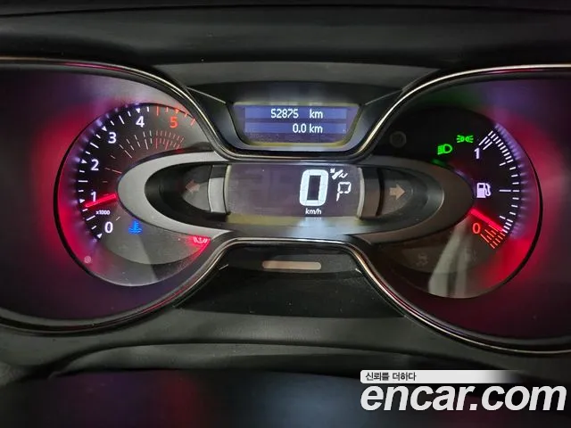 Renault Korea QM3 — интерьер