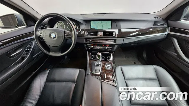 BMW 5 серия — интерьер