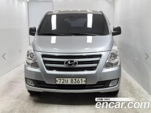 Hyundai Starex
