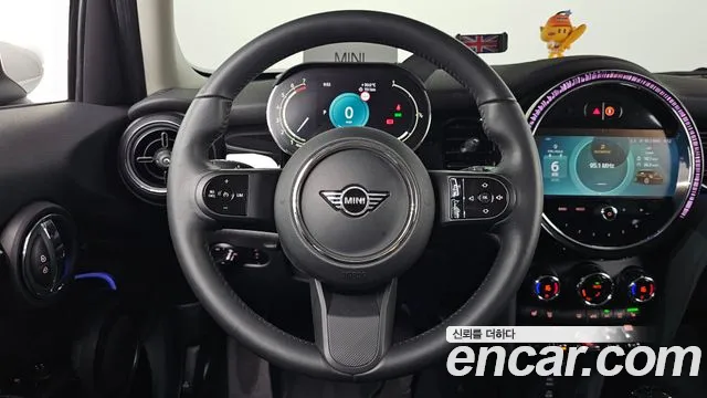 MINI Cooper — интерьер