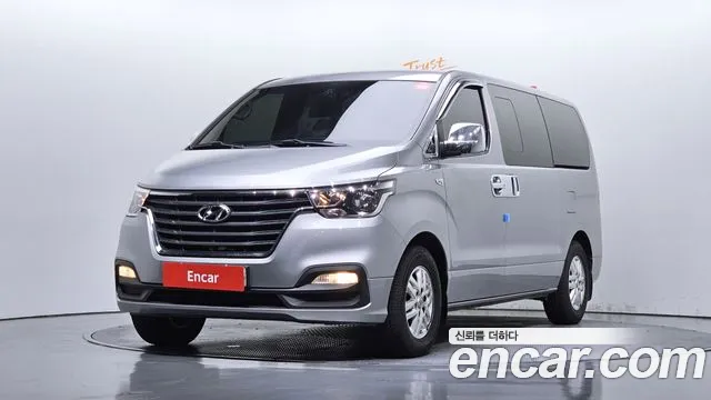 Hyundai Starex