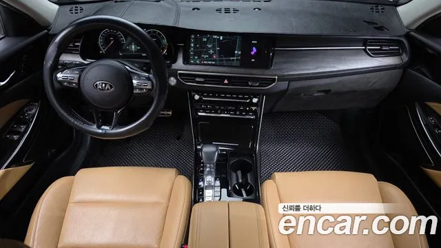 Kia K7 — интерьер