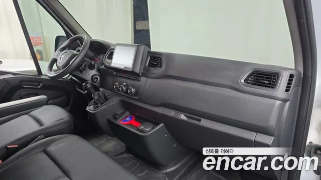 Renault Korea Master — интерьер