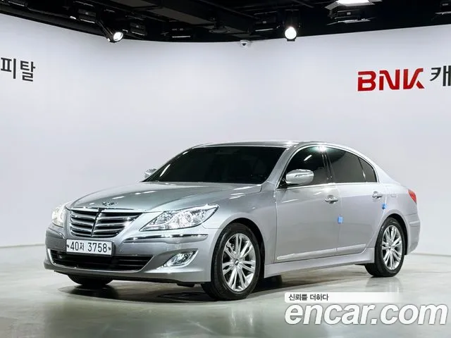 Hyundai Genesis