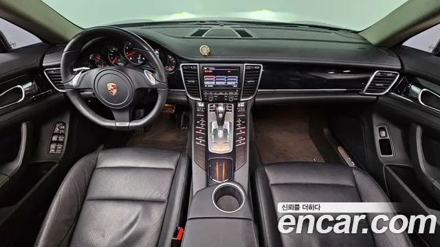Porsche Panamera — интерьер