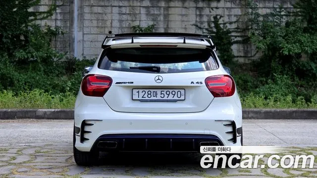 Mercedes-Benz A-класс — интерьер