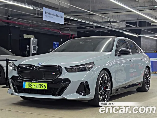 BMW i5