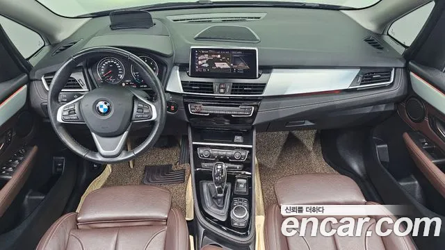 BMW 2 серия — интерьер