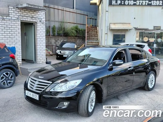 Hyundai Genesis