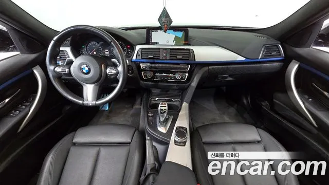BMW 3 серия — интерьер