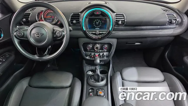 MINI Clubman — интерьер